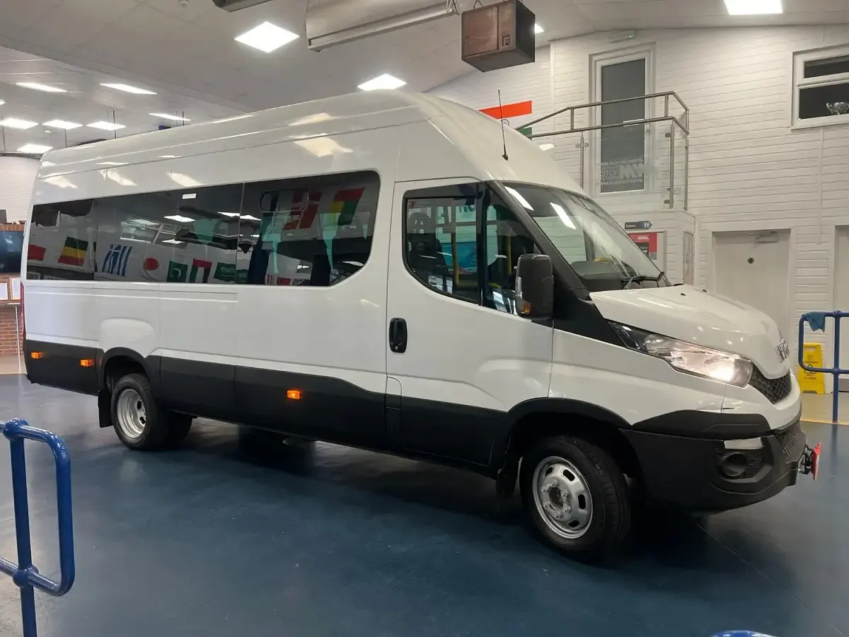 Used Iveco Daily 148 HP (108 kW) 2016 White