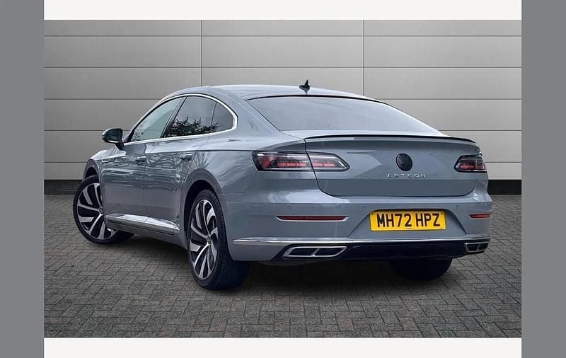 Usado VW Arteon R-line 190 HP (139 kW) 2023 Cinzento Citadino