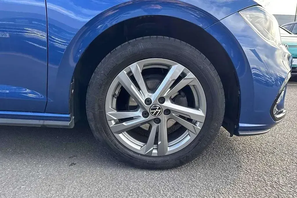 Used VW Polo R-line 95 HP (69 kW) 2023 Blue Hatchback