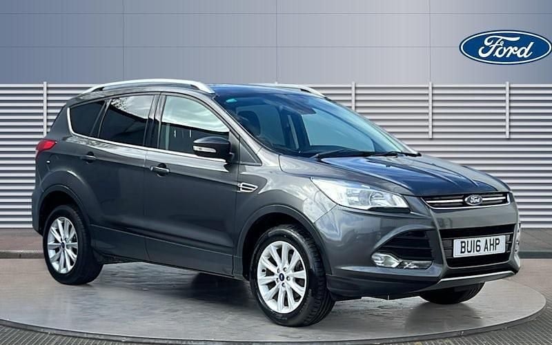 Used Ford Kuga Titanium 150 HP (110 kW) 2016 Grey SUV