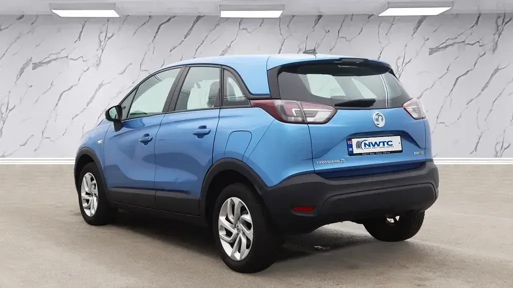 Used Vauxhall Crossland X S 110 HP (80 kW) 2018 Blue SUV