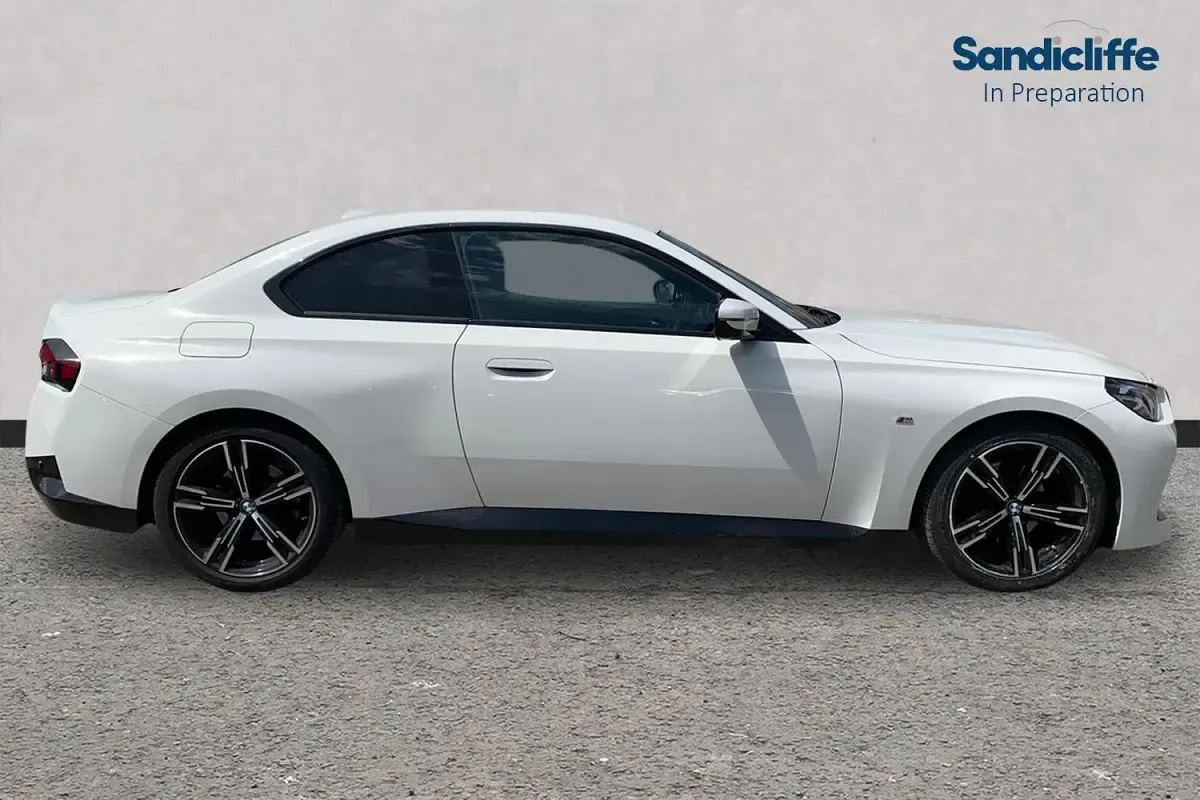 Used BMW 220 M Sport 184 HP (135 kW) 2026 White Coupe