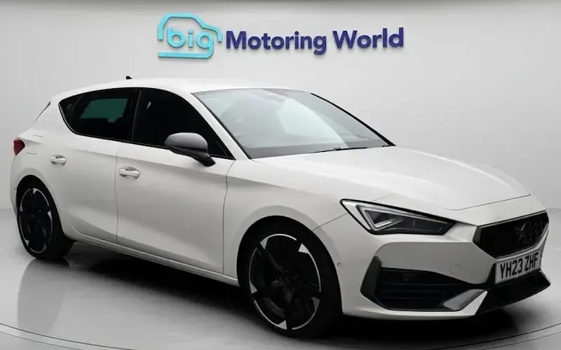 Used Cupra Leon VZ3 310 HP (228 kW) 2023 Hatchback