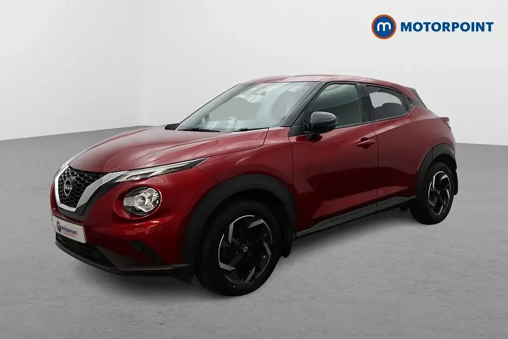 Used Nissan Juke N-Connecta 114 HP (83 kW) 2023 Red SUV