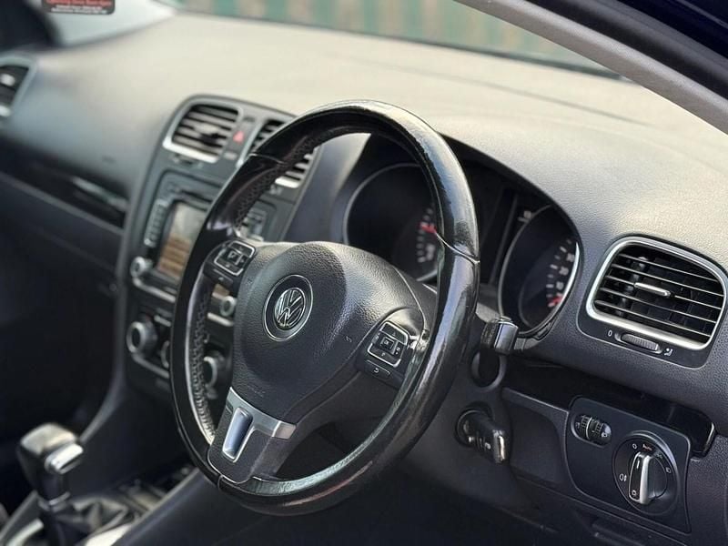 Used VW Golf VI Match 105 HP (77 kW) 2011 Blue Hatchback