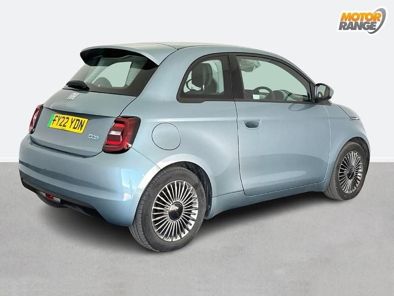 Second-hand Fiat 500e Icon 86 kW (118 CP) 2022 Albastru Hatchback