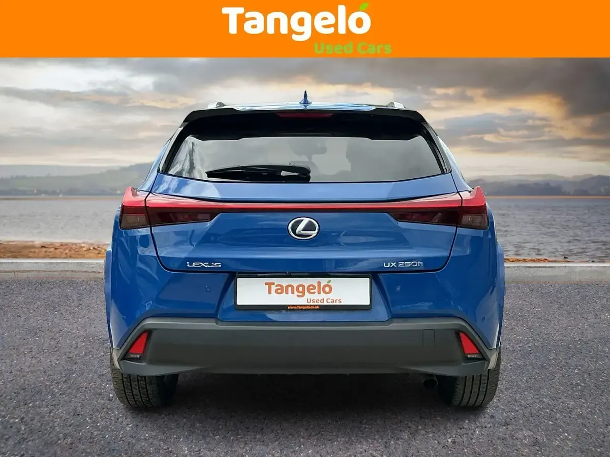 Used Lexus UX 184 HP (135 kW) 2022 Blue SUV
