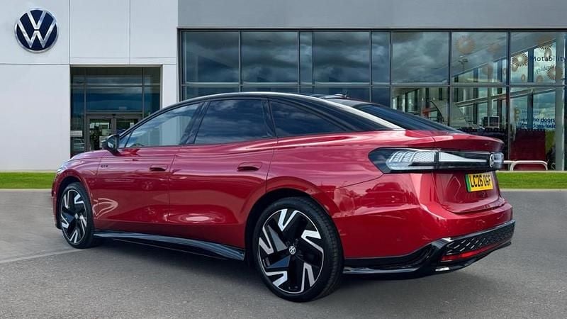 New VW ID.7 GTX 250 kW (340 HP) 2026 Kings red premium metallic black