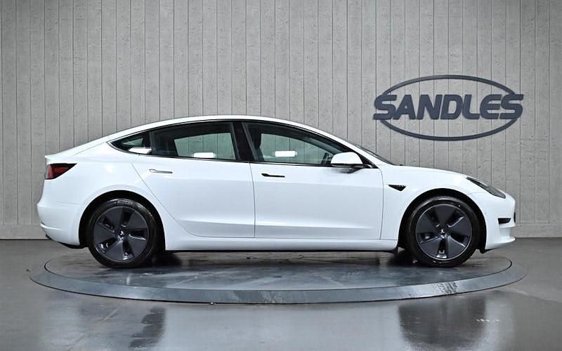 Used Tesla Model 3 Standard Range 208 kW (283 HP) 2021 White Sedan