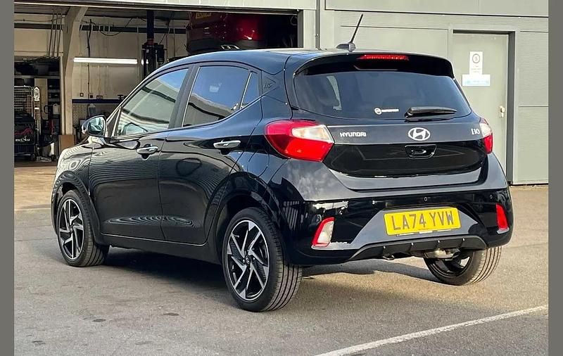 Used Hyundai i10 Premium 77 HP (56 kW) 2025 Black Hatchback