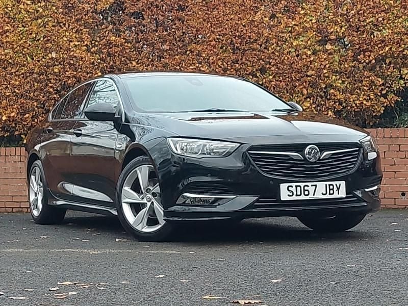Black Used 2017 Vauxhall Insignia SRi Hatchback | £9,498 (A bit pricey) - Image 1/4