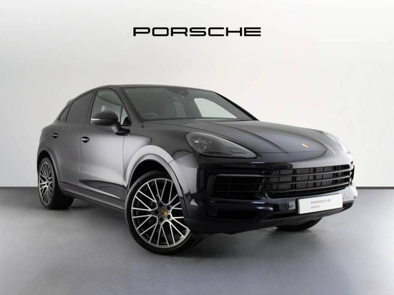 Jet black metallic Used 2021 Porsche Cayenne SUV | £59,645 - Image 1/4
