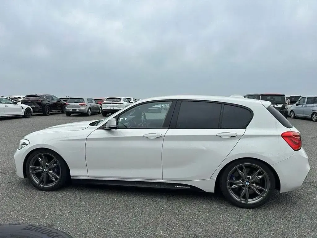 Used BMW M135 Comfort Edition 2015 White Hatchback