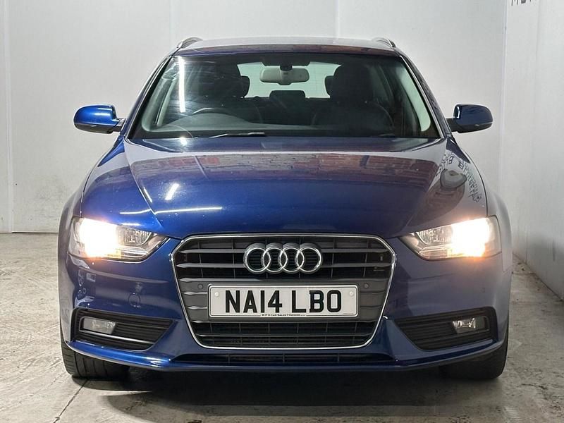 Used Audi A4 Design 2014 Blue Estate