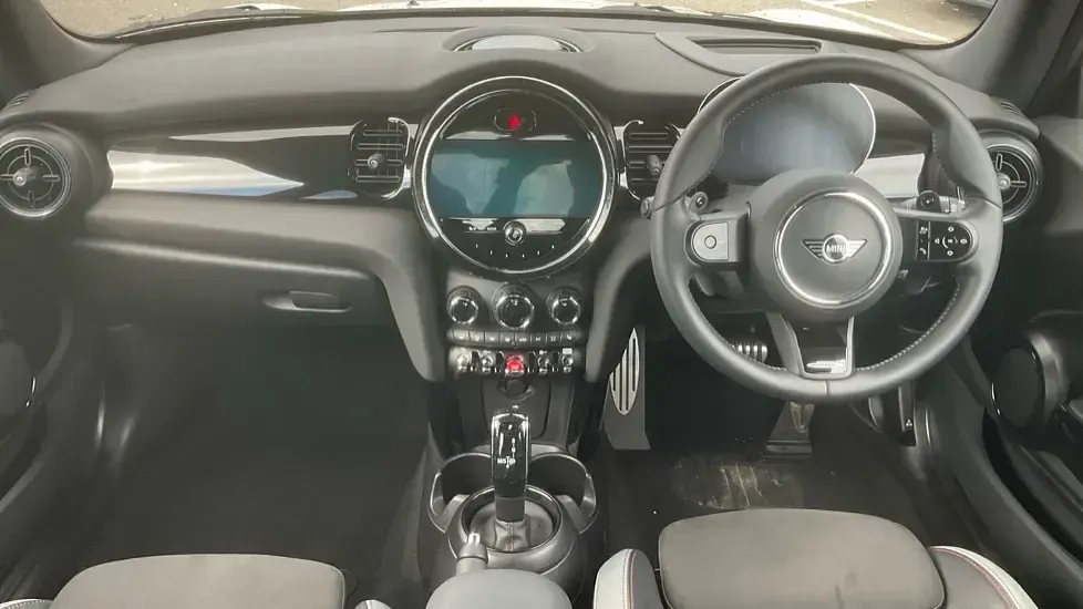 Used Mini John Cooper Works Hatch 231 HP (169 kW) 2021 Silver Hatchback