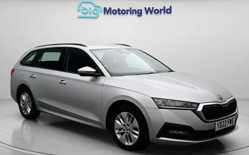 Used Skoda Octavia SE Technology 110 HP (80 kW) 2022 Estate