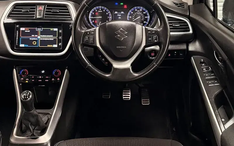 Used Suzuki SX4 SZ-T 111 HP (81 kW) 2019 Hatchback