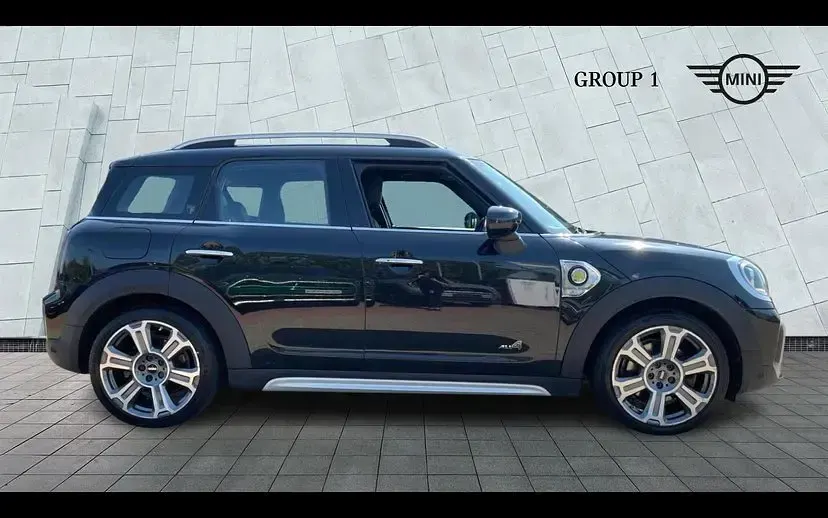 Used Mini Cooper S Countryman Exclusive 219 HP (161 kW) 2022 Midnight black ii SUV