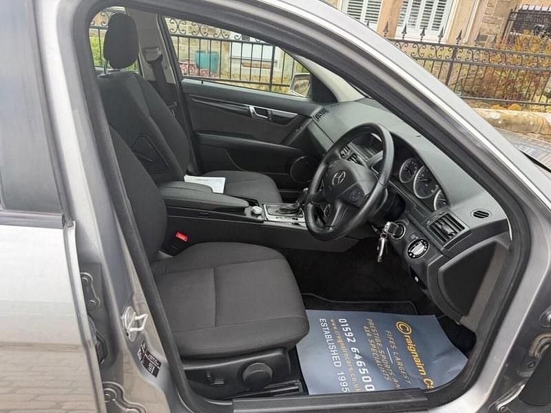 Used Mercedes C180 SE 156 HP (114 kW) 2009 Silver Estate