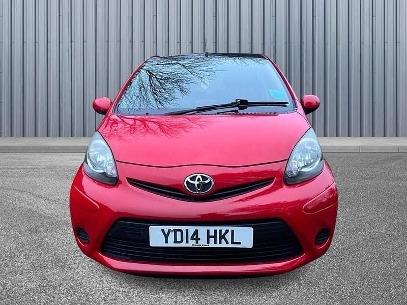 Used Toyota Aygo 2014 Multicoloured Hatchback