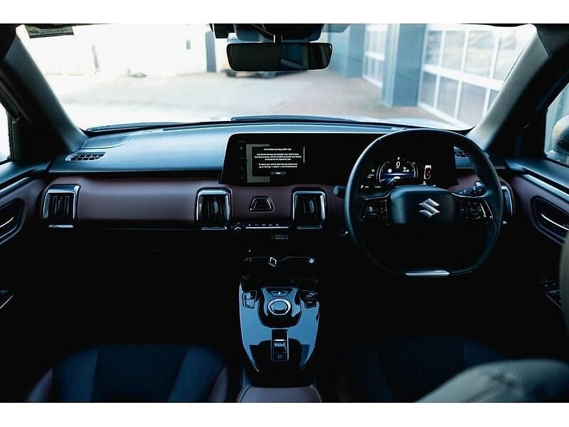 New Suzuki Vitara 135 kW (184 HP) 2025 Silver SUV