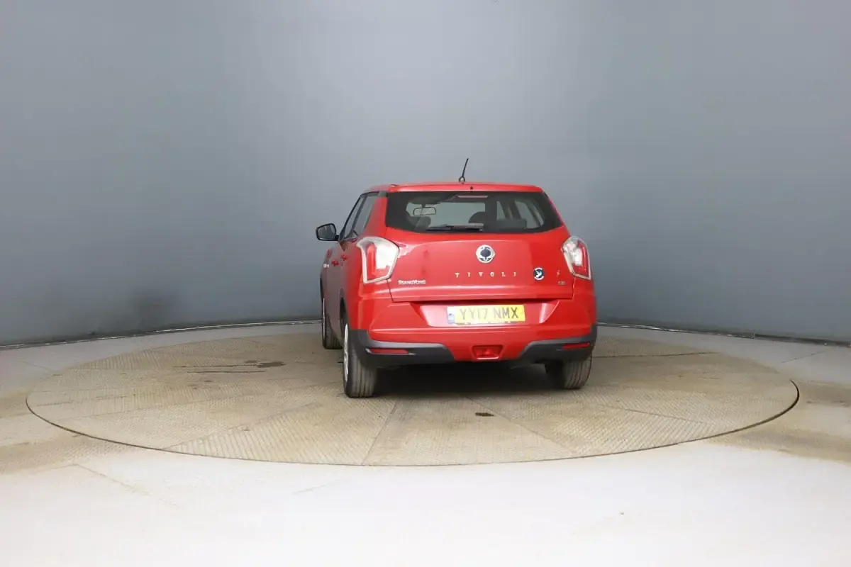 Used SsangYong Tivoli 128 HP (94 kW) 2017 Red SUV