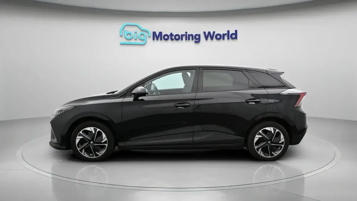 Used MG MG4 EV Trophy 319 kW (435 HP) 2023 Black Hatchback