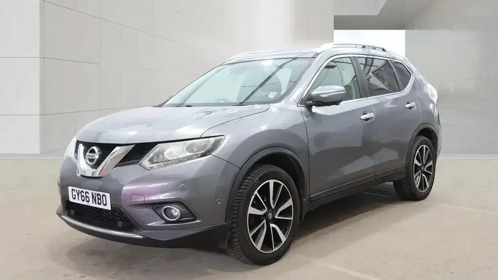 Used Nissan X-Trail Tekna 2016 Gunmetal grey SUV