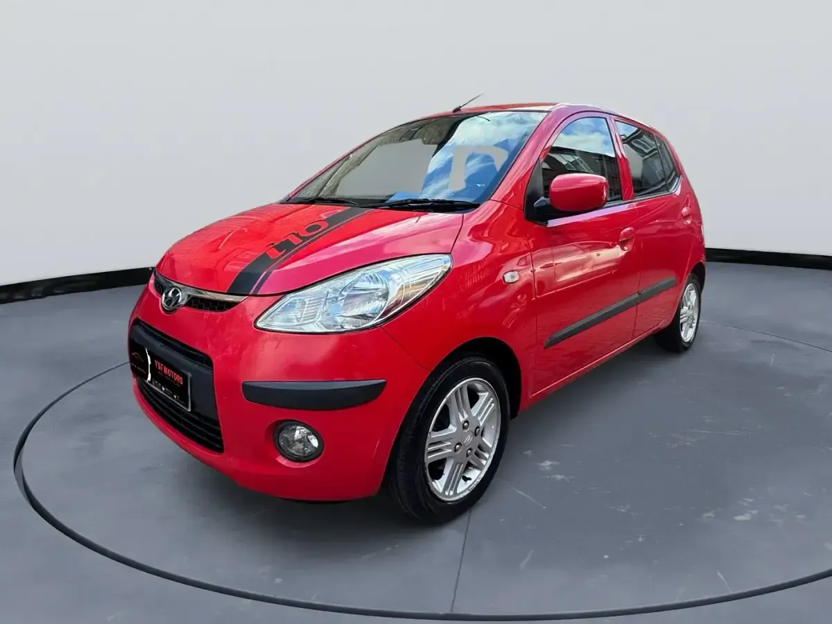 Used Hyundai i10 Comfort 2010 Red Hatchback