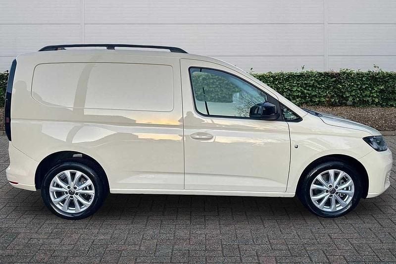 Used VW Caddy 116 HP (85 kW) 2025 Light ivory MPV