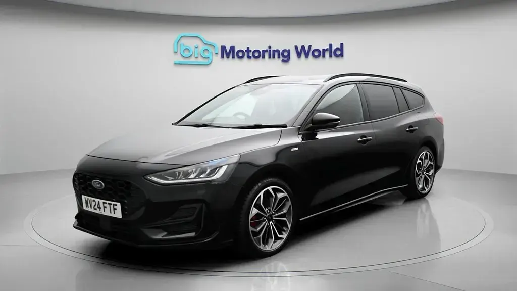 Used Ford Focus ST-Line X 125 HP (91 kW) 2024 Black Estate