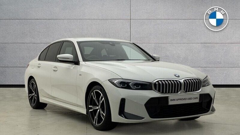 White Used 2023 BMW 320 M Sport | £27,390 (Good price) - Image 1/4