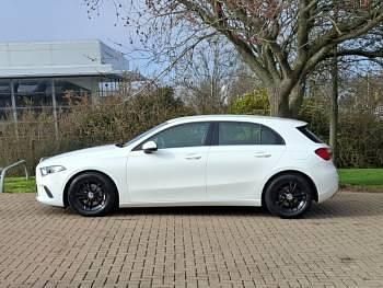Used Mercedes A180 Executive 136 HP (100 kW) 2019 White Hatchback