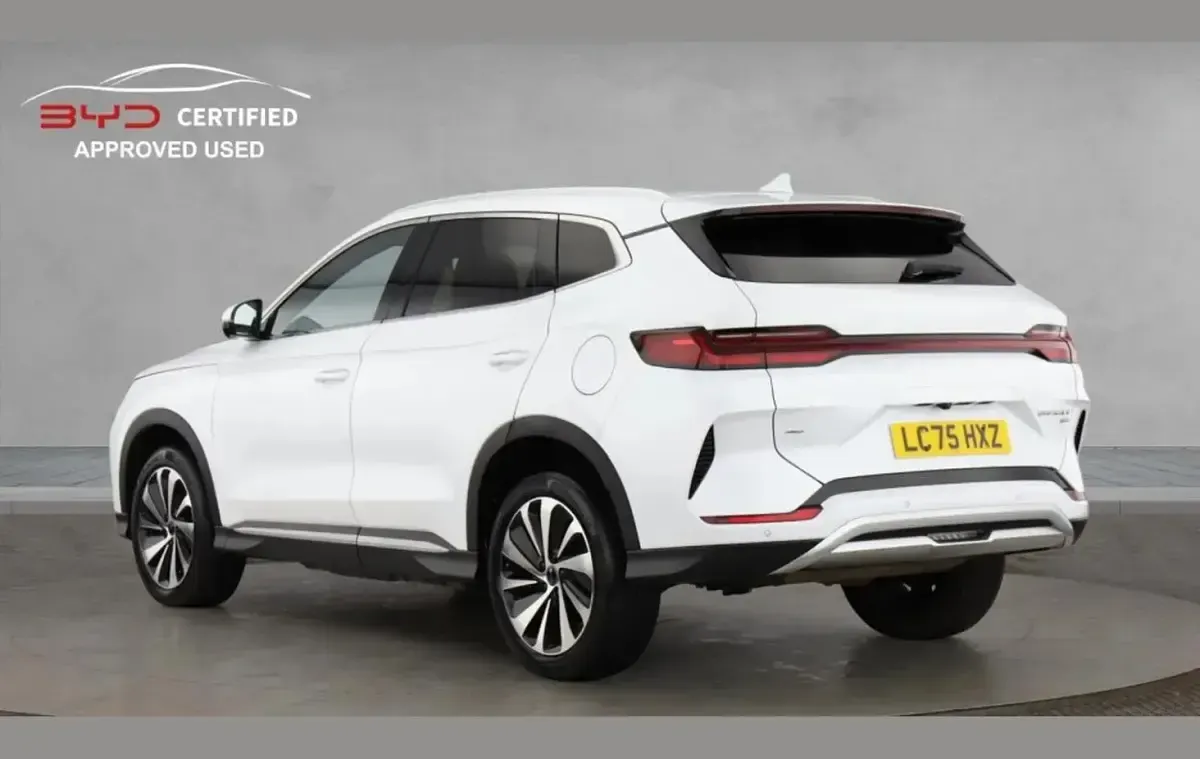 Used BYD Seal U Design 324 HP (238 kW) 2025 White SUV