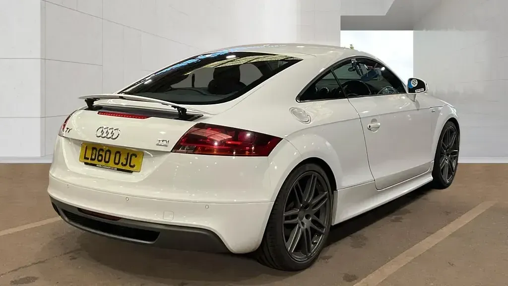 Used Audi TT S-Line 170 HP (125 kW) 2010 White Coupe