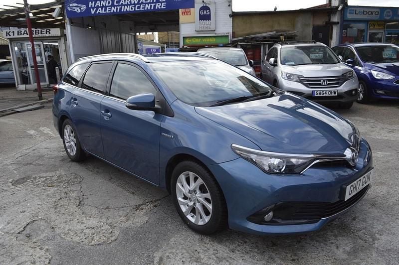 Blue Used 2017 Toyota Auris Hybrid Business Edition Estate | £10,499 (Fair price) - Image 1/4