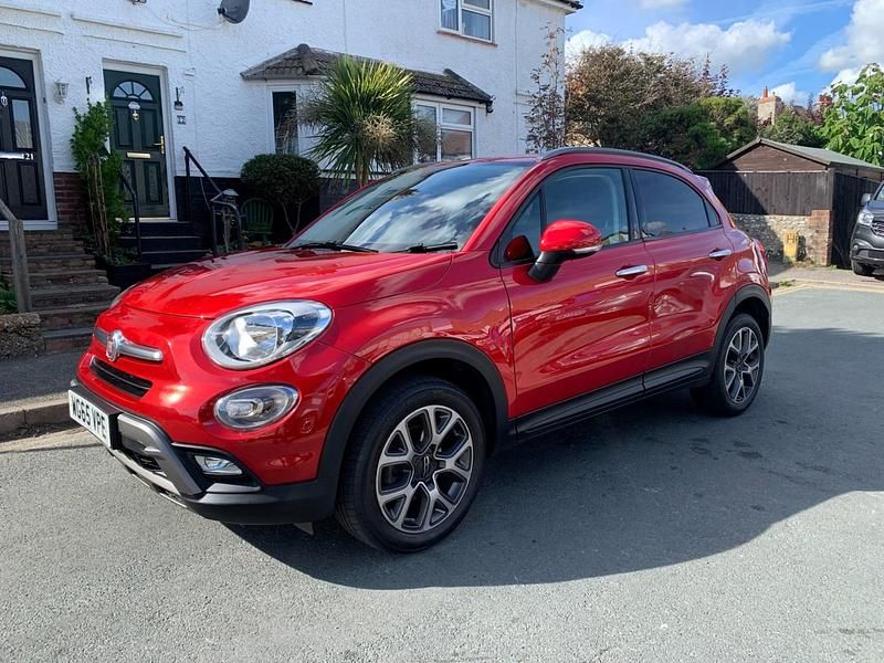 Used Fiat 500X Cross 140 HP (102 kW) 2015 Red SUV