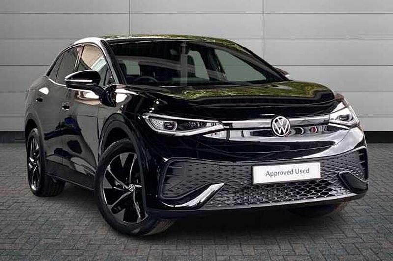 Black Used 2025 VW ID.5 Pro SUV | £30,774 (A bit pricey) - Image 1/4