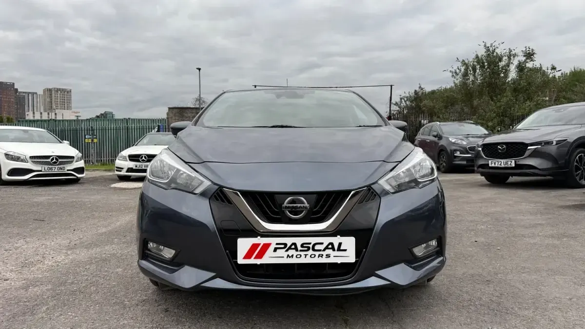 Usado Nissan Micra N-Connecta 2017 Cinzento Citadino