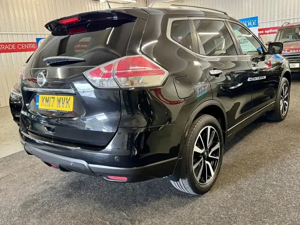 Used Nissan X-Trail Tekna 130 HP (95 kW) 2017 Black SUV