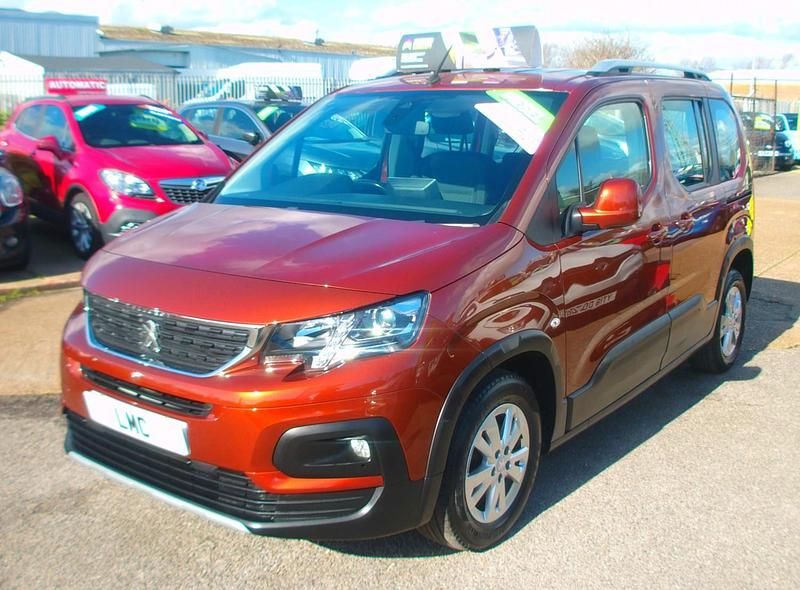 Used Peugeot Rifter Allure 2019 Bronze MPV