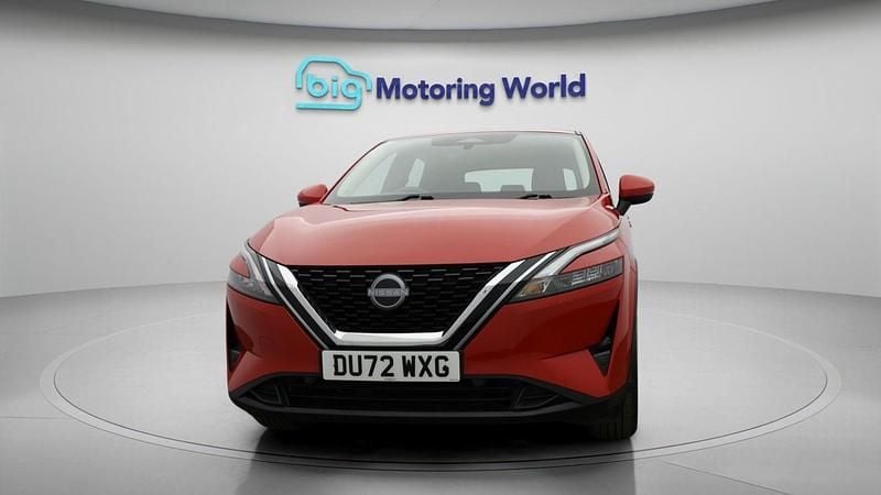 Used Nissan Qashqai S 140 HP (102 kW) 2022 Red SUV