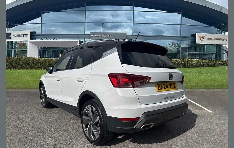 Used Seat Arona FR Sport 113 HP (83 kW) 2024 White SUV