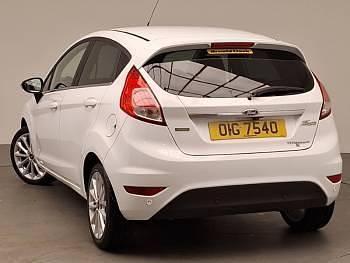 Used Ford Fiesta Titanium X 100 HP (73 kW) 2015 White Hatchback