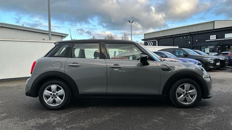 Used Mini Cooper Classic 134 HP (98 kW) 2022 Grey Hatchback