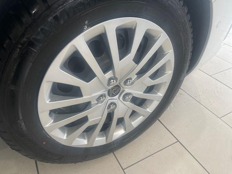 Ny Peugeot Expert S 118 HK (86 kW) 2025 Vit Van