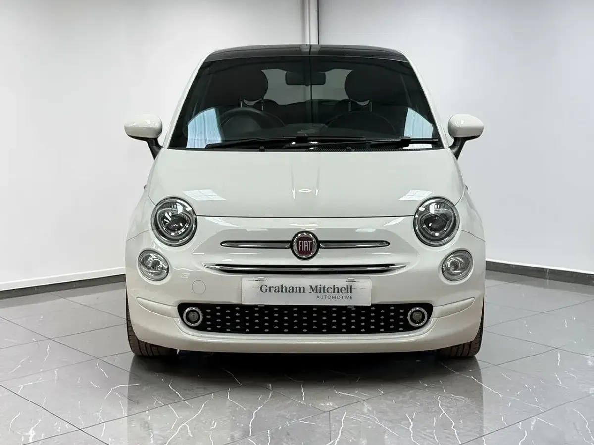 Used Fiat 500 Lounge 70 HP (51 kW) 2021 White Hatchback