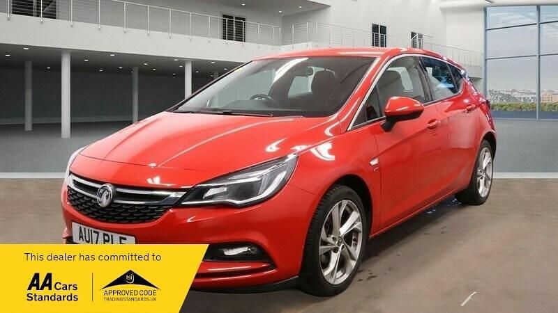 Used Vauxhall Astra SRi 150 HP (110 kW) 2017 Red Hatchback