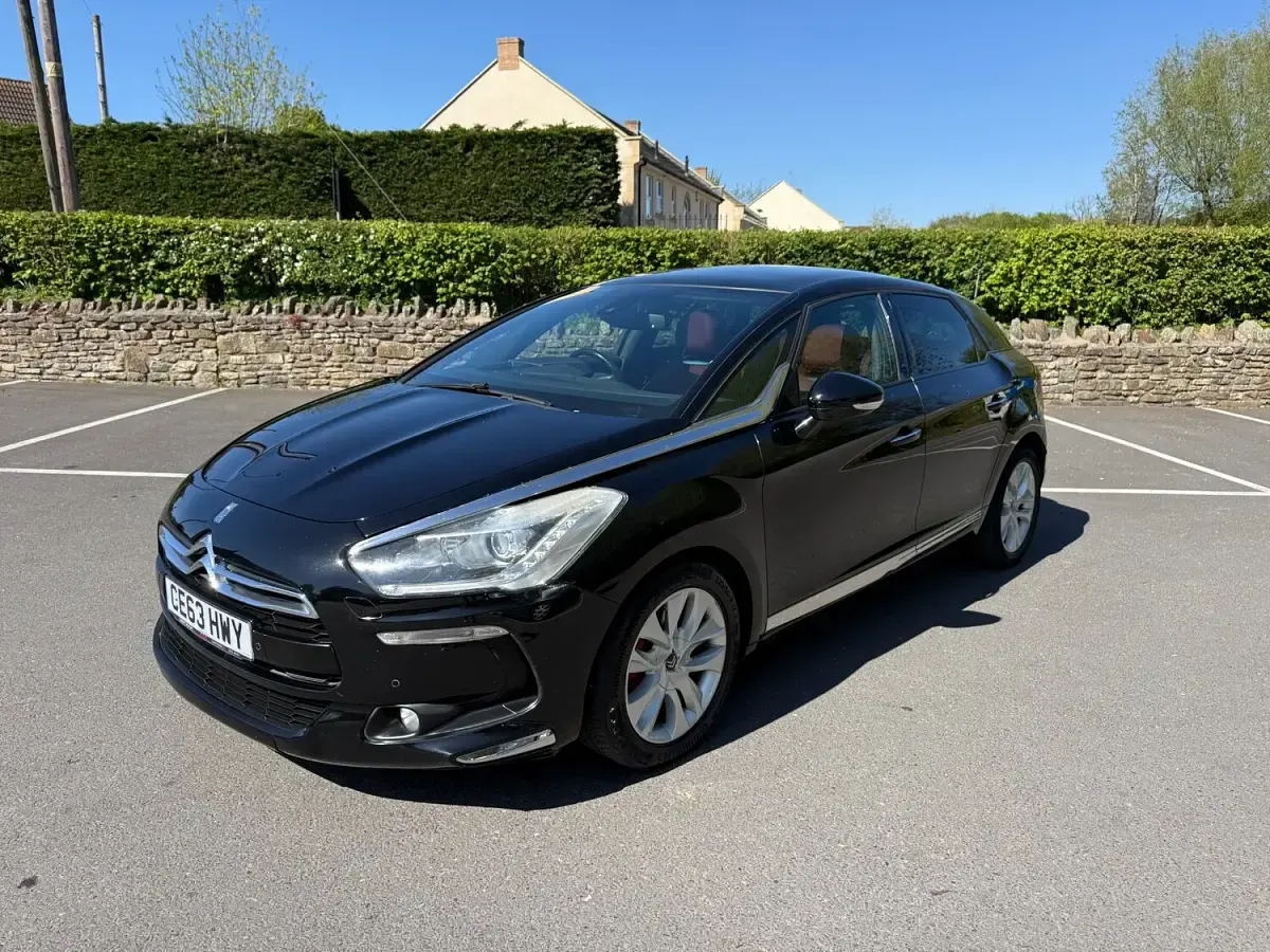 Used Citroën DS5 2013 Black Hatchback