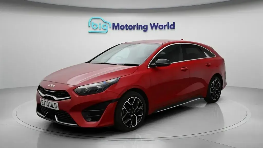 Used Kia ProCeed GT-Line 158 HP (116 kW) 2023 Red Estate